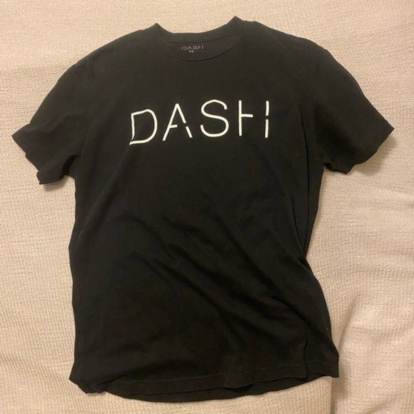 dash Tops - Dash short sleeve tee. Size Medium.